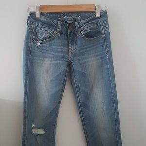 Never worn! Skinny kick jean.